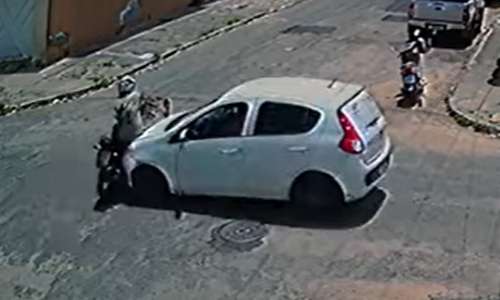 Urgente em Conquista Vídeo mostra momento exato de acidente no Bairro